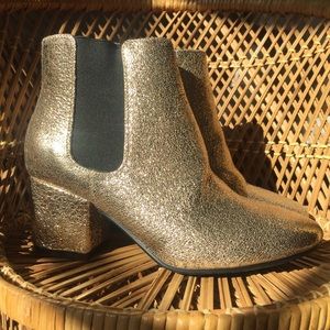 ✨ BAMBOO Gold Metallic Booties ✨